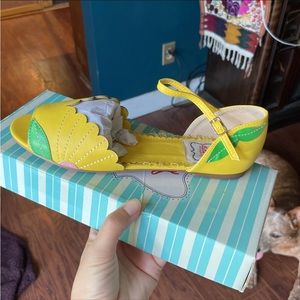 Bettie Page Lemon yellow Tri toned flat shoe